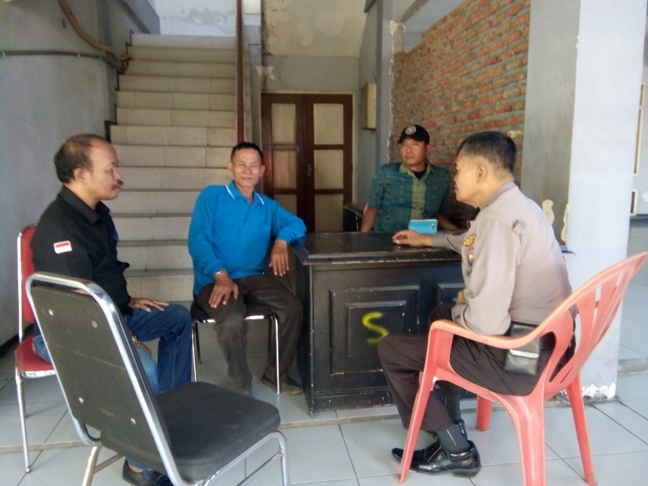 Polsek Semampir Ajak Kelurahan & DKRTH Sosialisasi Masalah Sampah & Kebersihan