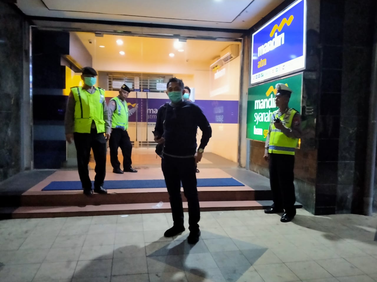 Polsek Pabean Cantikan Gelar Patroli Perbankan di Malam Hari, Antisipasi Aksi 3C