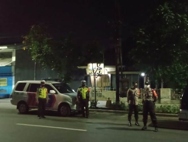 Polsek Krembangan Lakukan Patroli Mobile Untuk Ciptakan Rasa Aman