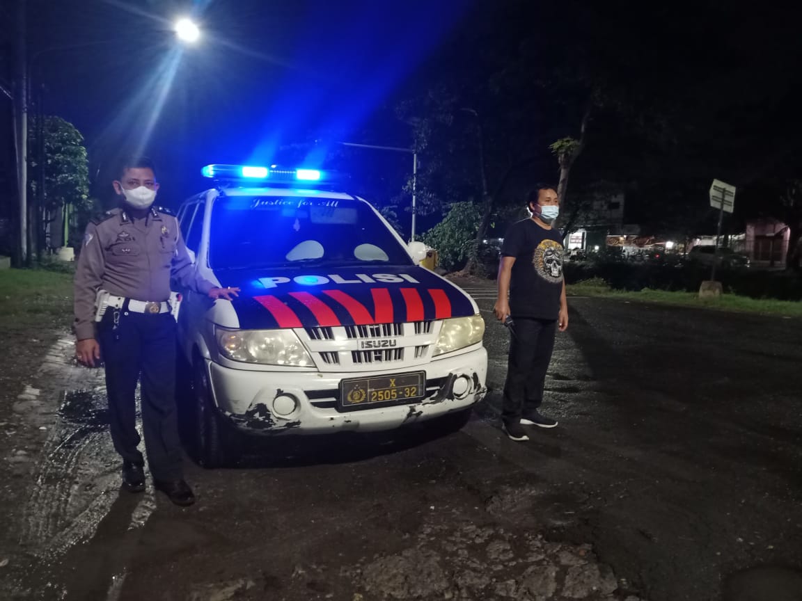 Personil Polsek Kenjeran Gelar Patroli Mobile di Malam Hari, Antisipasi 3C & Tawuran