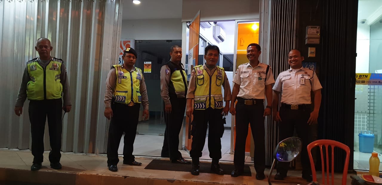 Polsek Semampir Pantau Gerai ATM 24 Jam, Antisipasi Kejahatan Jalanan