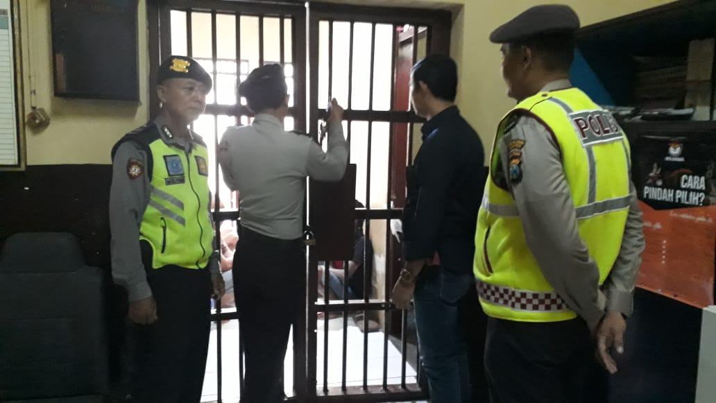 Antisipasi Tahanan Sakit, Polsek Pabean Cantikan Cek Rutin Setiap Pagi & Malam