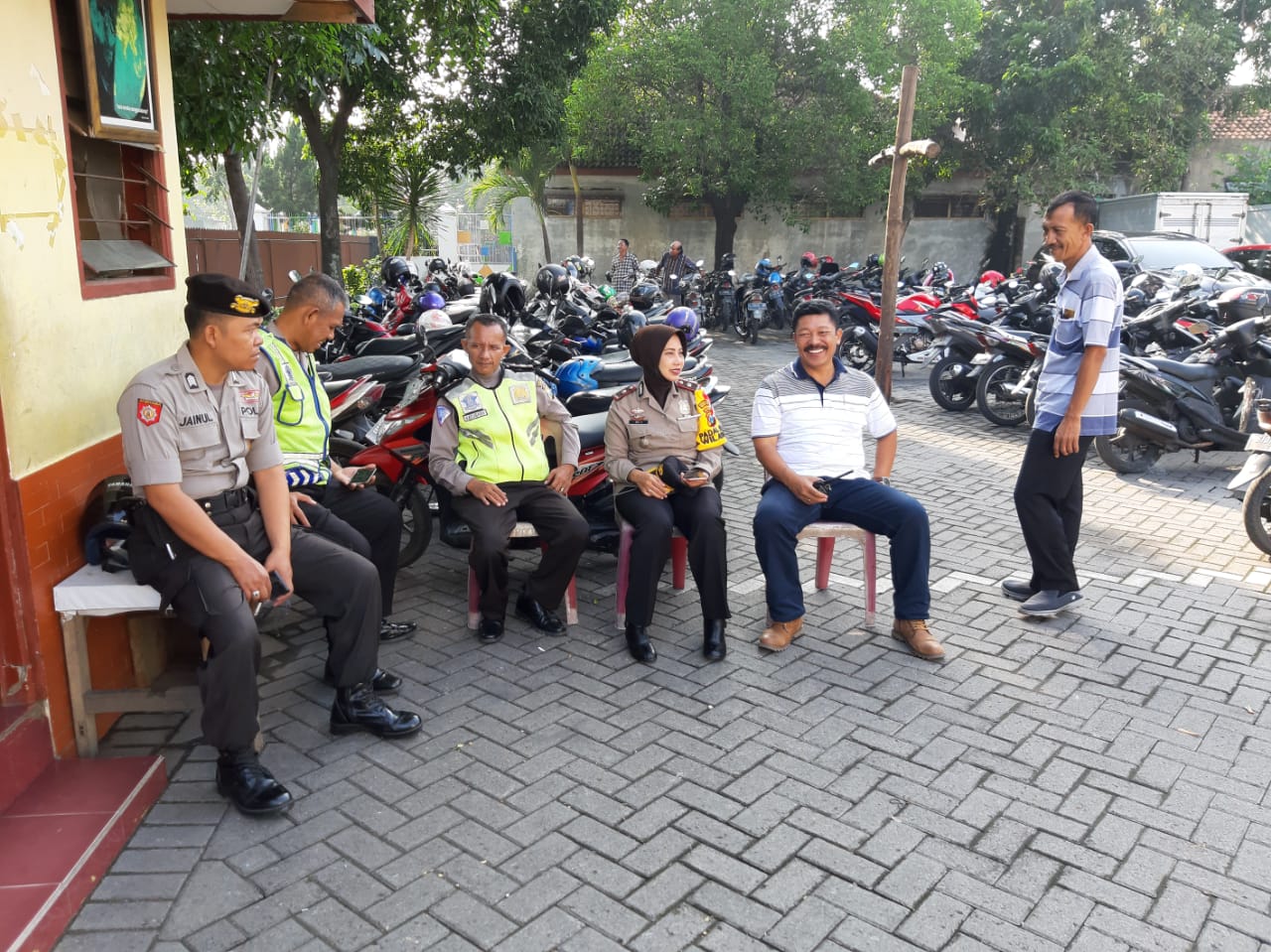 Kapolsek Krembangan Ajak Jemaat Gereja Ikut Sukseskan Pemilu