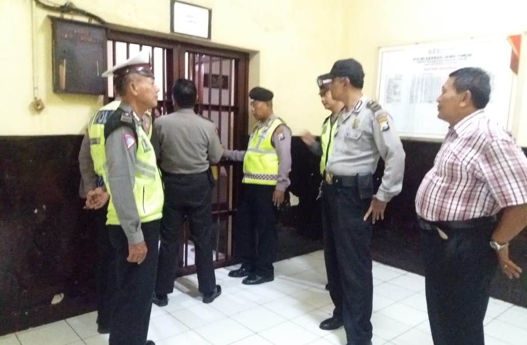 Polsek Pabean Cantikan Cegah Tahanan Kabur Lewat Pemeriksaan Rutin