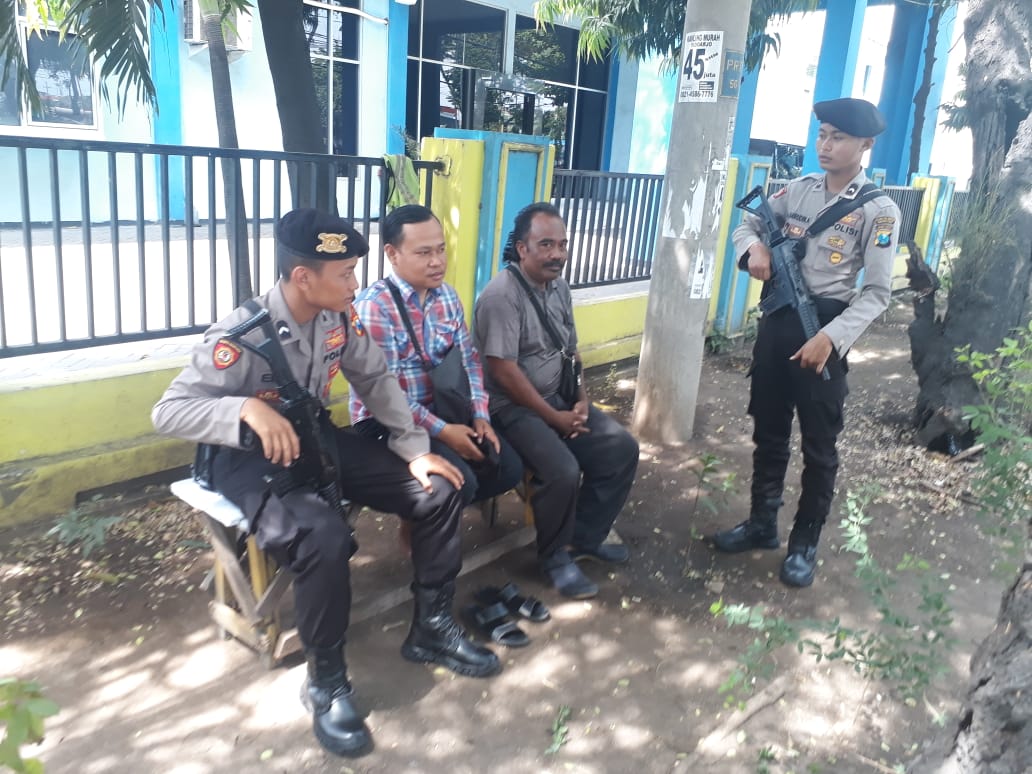 Satsabhara Lakukan Patroli Dialogis di Jalan Perak Timur