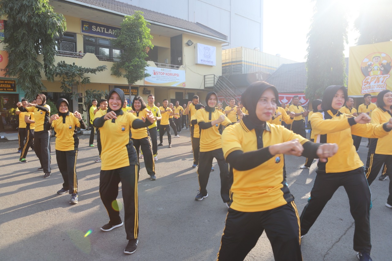 Peringati Hari Polwan, Polres Tanjung Perak Gelar Olahraga & Lomba