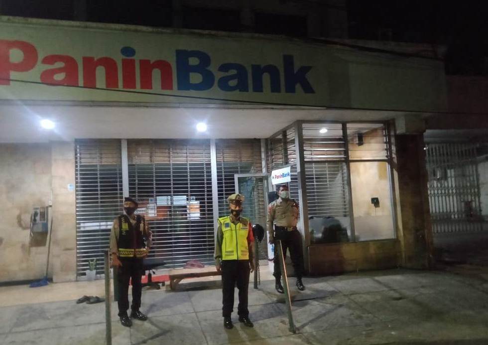 Polsek Pabean Cantikan Gelar Patroli Malam, Lakukan Pengamanan Wilayah