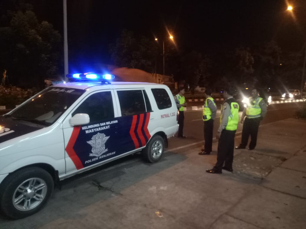 Polsek Kenjeran Gelar Operasi Cipkon Dengan Hasil 9 Pelanggar Lalu Lintas