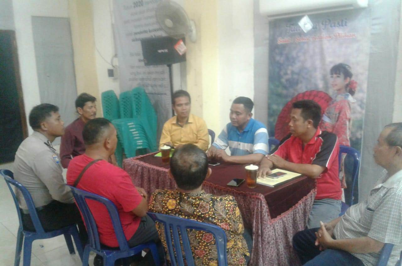 Babinkamtibmas Morokrembangan Hadiri Rapat Ketua RW Bahas Pengurusan Sertifikat Tanah