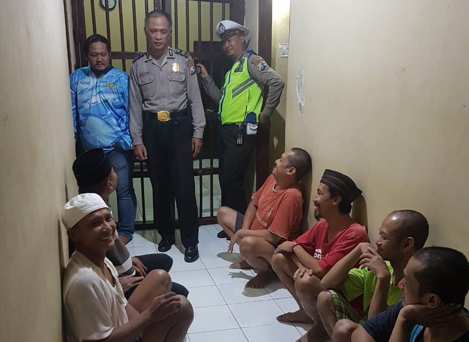 Antisipasi Kemungkinan Tahanan Sakit, Polsek Pabean Cantikan Lakukan Cek Rutin