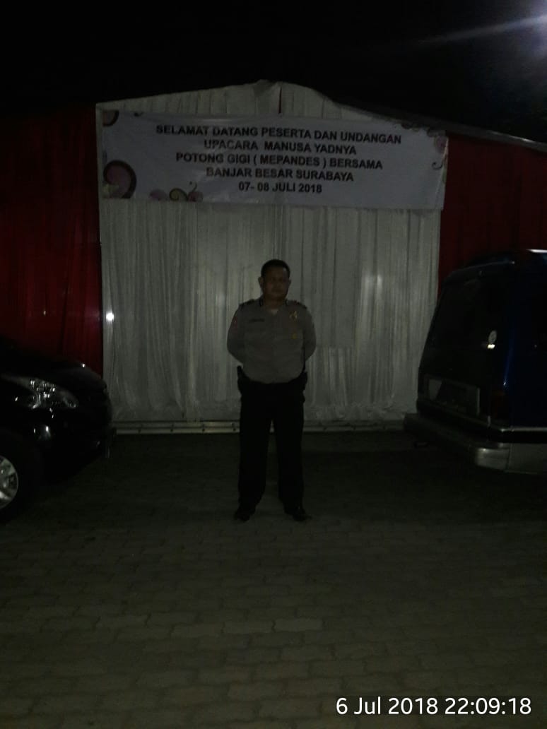 Antisipasi Teror Bom, Polsek Krembangan Lakukan Pengamanan Pura