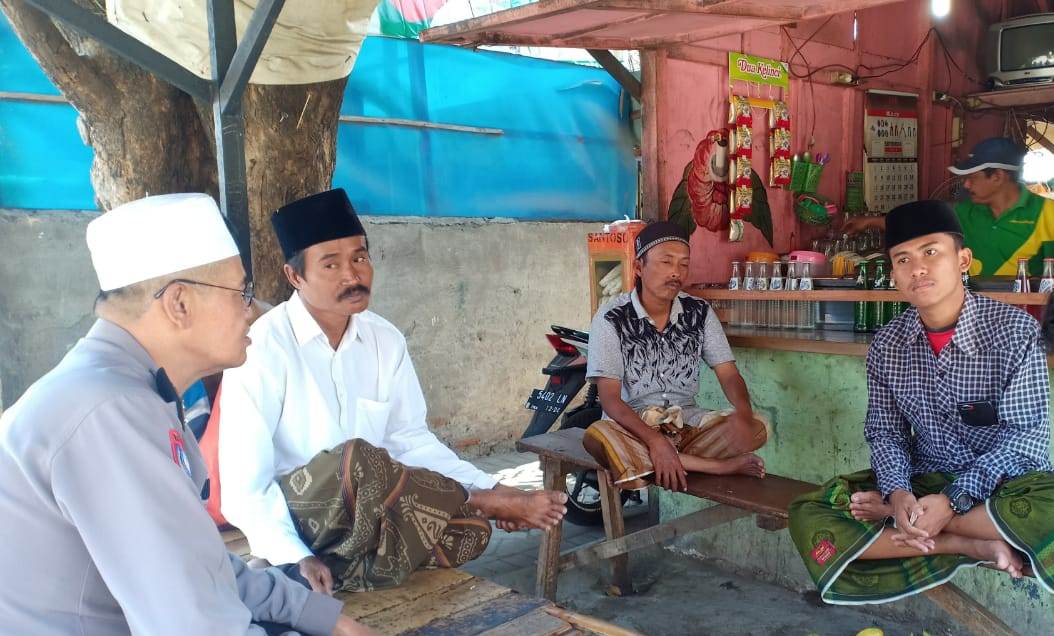 Babinkamtibmas Polsek Semampir Sampaikan Pesan Anti Radikalisme