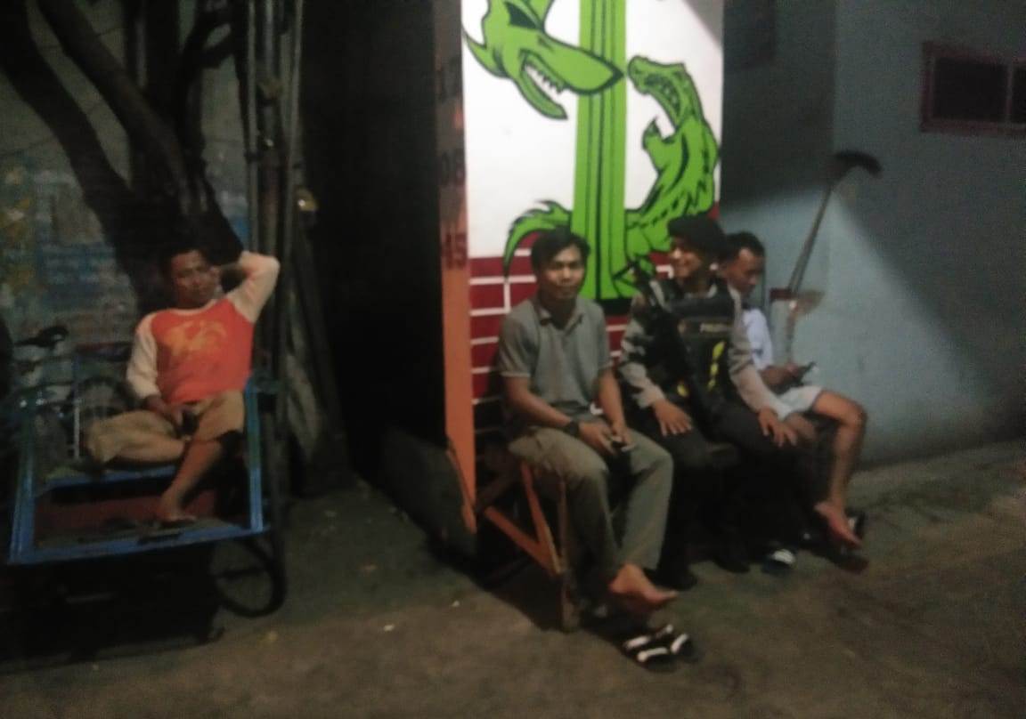 Pantau Keamanan di Pemukiman, Satsabhara Polres Tanjung Perak Lakukan Patroli Setiap Hari
