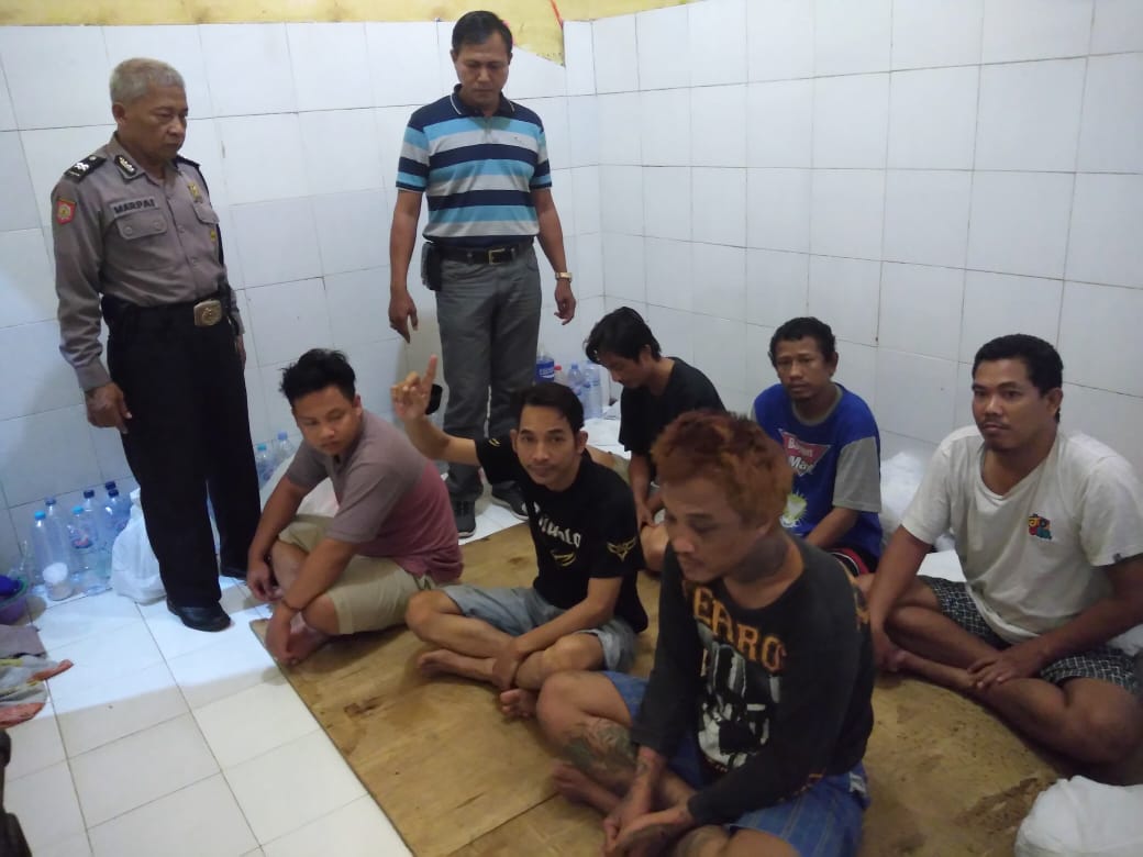 Cegah Tahanan Kabur, Polsek Asemrowo Rutin Lakukan Pengecekan