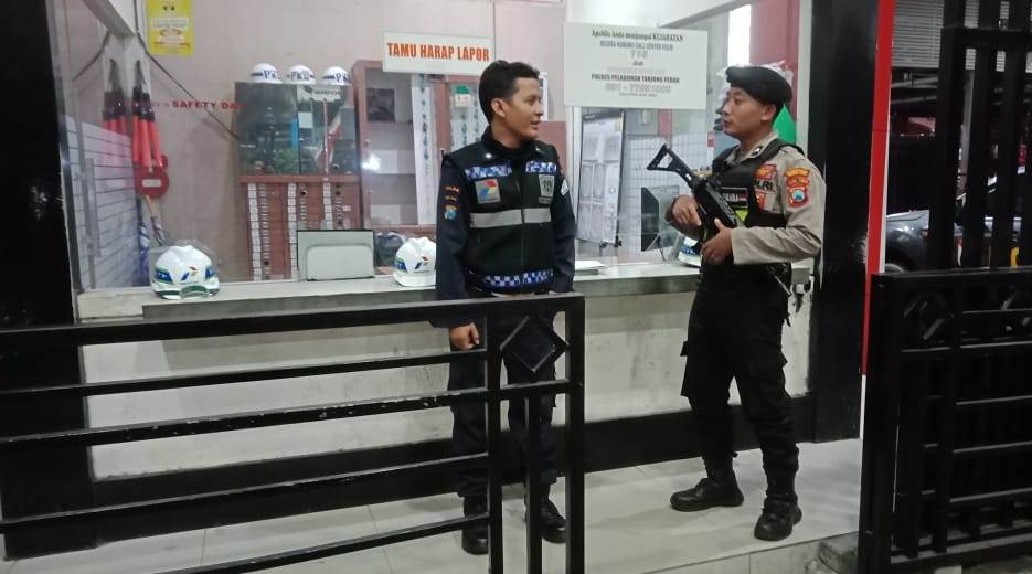 Satsabhara Polres Tanjung Perak Gelar Patroli Obyek Vital