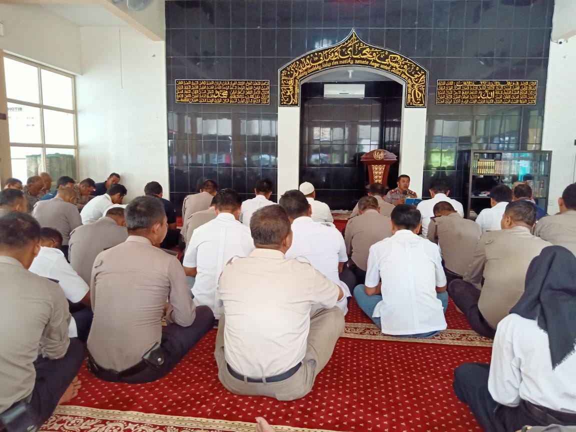 Gelar Kegiatan Binrohtal, Polres Tanjung Perak Jaga Keimanan & Ketakwaan Personil