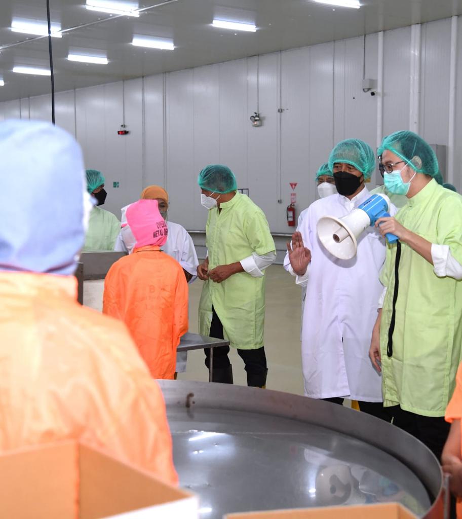 Kunjungan Presiden RI, Joko Widodo: Saya Bangga Dengan Provinsi Jatim Yang Mempunyai Perusahaan Ekspor di Lamongan