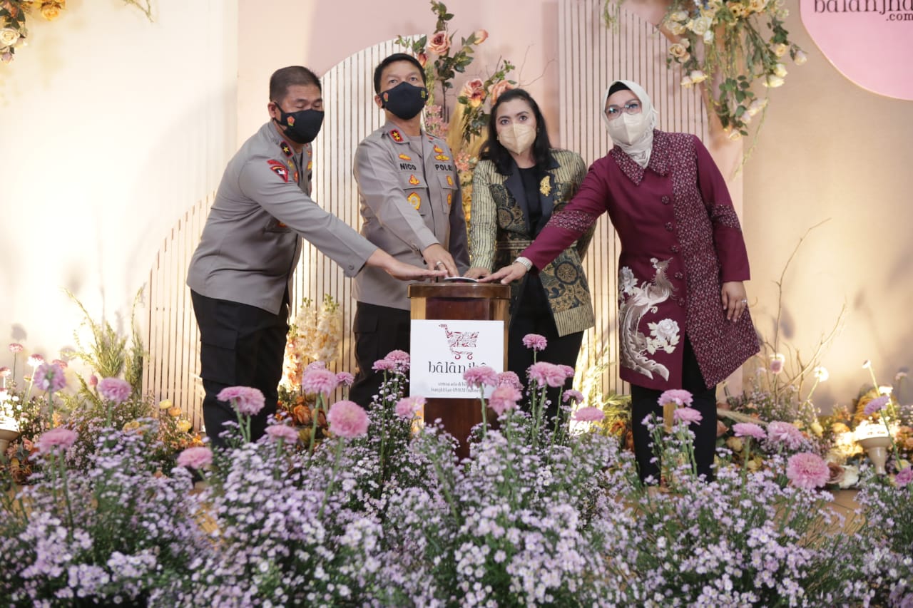 PD Bhayangkari Launching Aplikasi Balanjha.com, Kapolda Jatim harap dapat dongkrak ekonomi sektor UMKM