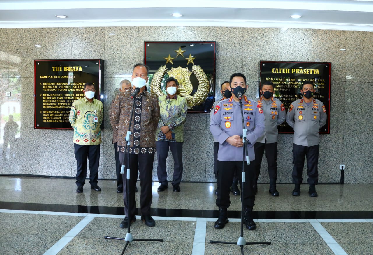 Kapolri Bentuk Satgas Gabungan Awasi Produksi dan Distribusi Selama 24 Jam: Pastikan Stok Minyak Curah Tersedia