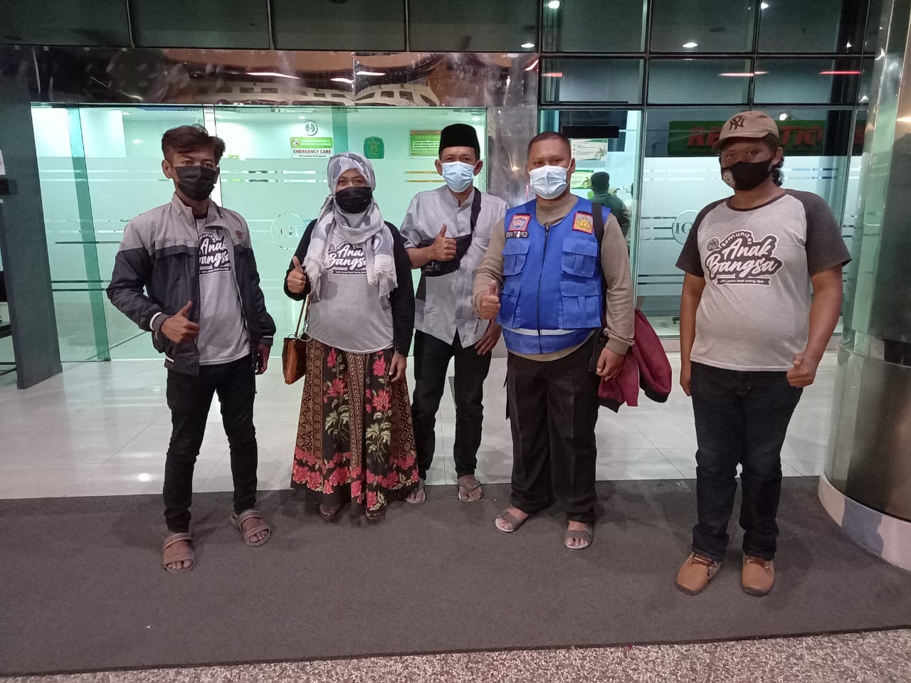 Kapolresta Malang Bantu Warga Yang Lumpuh ke RSSA