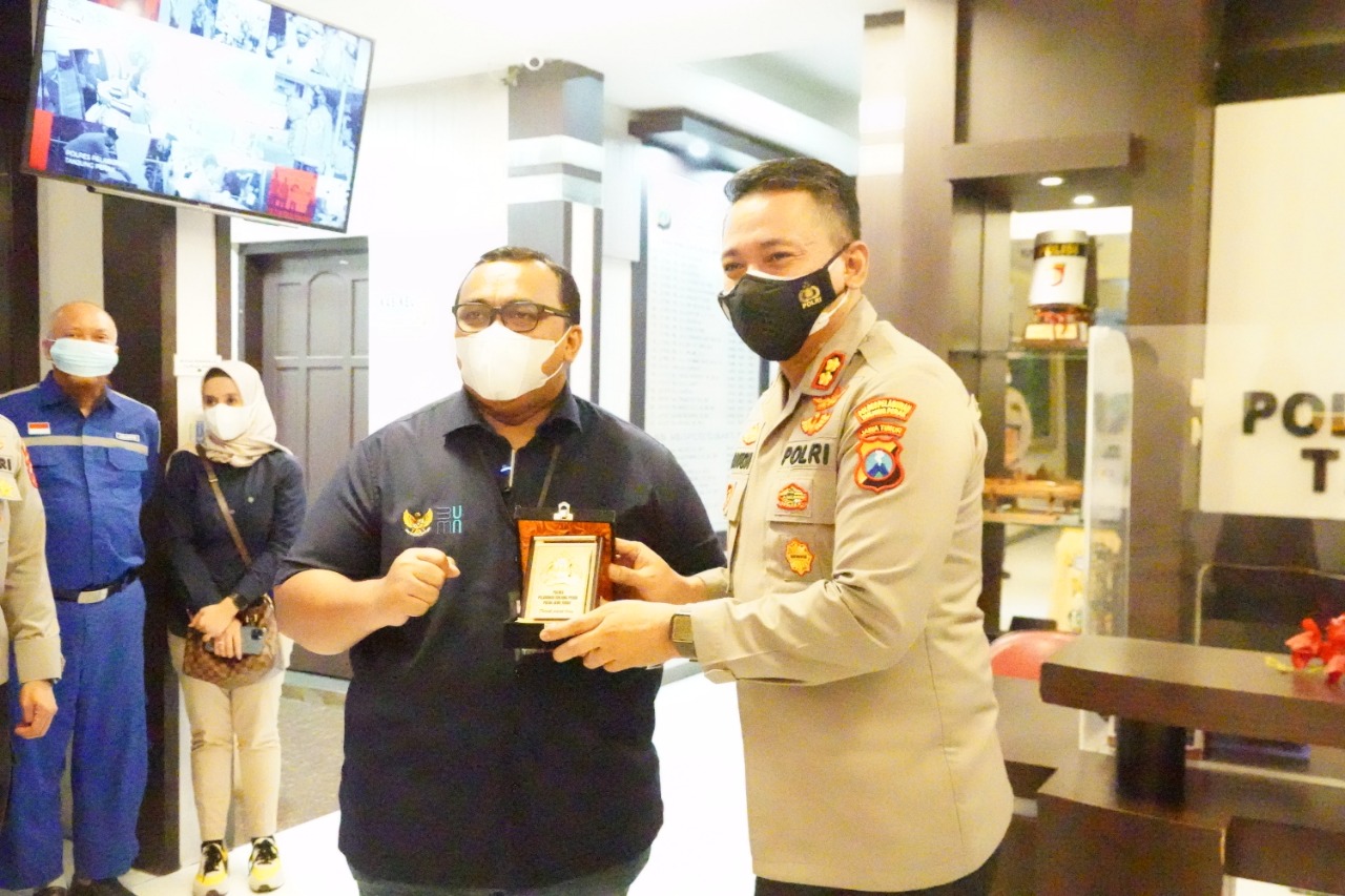 KAPOLRES TANJUNG PERAK TERIMA KUNJUNGAN KOMISARIS UTAMA DAN KOMISARIS INDEPENDEN BUMN