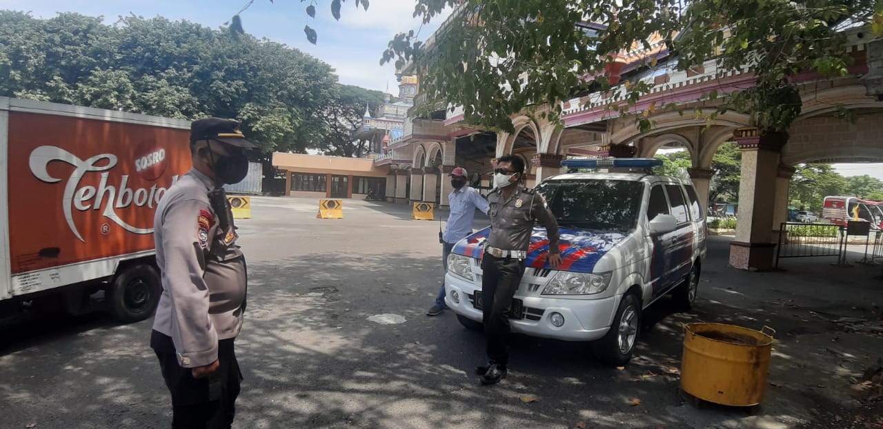 Polsek Kenjeran Laksanakan Patroli Antisipasi 3C di Sekitar Pantai Ria Kenjeran