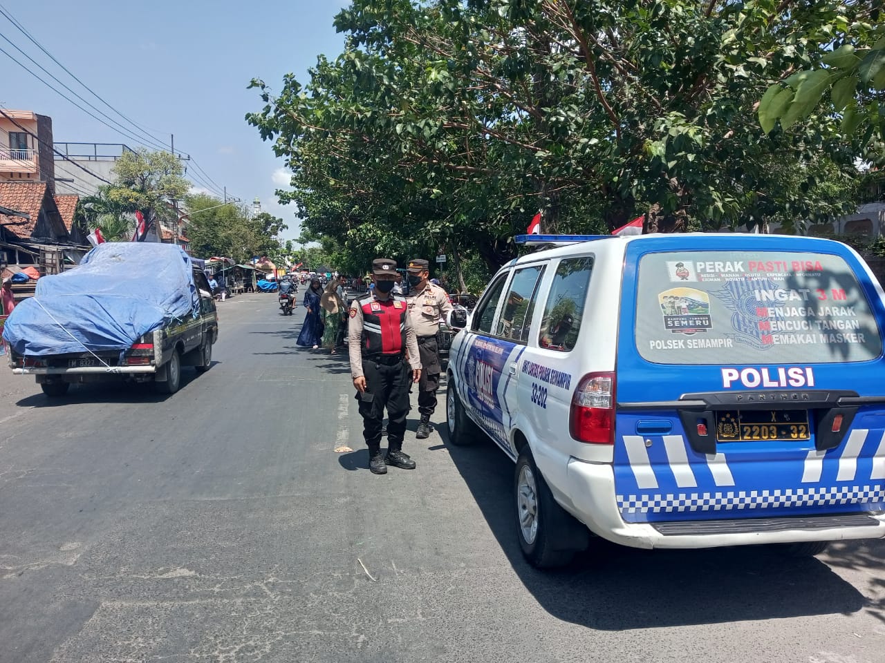 Polsek Semampir Antisipasi Pengguna Jalan dan Pengunjung Wisata Ampel Untuk Selalu Waspada 3C