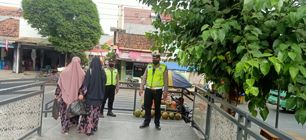 Personil Polsek Semampir Lakukan Patroli 3C Antisipasi Kerawanan