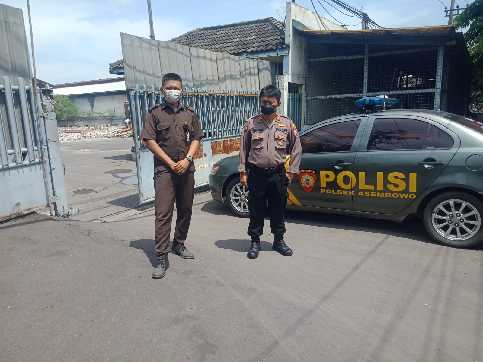 Polsek Asemrowo Laksanakan Patroli Antisipasi 3C di Kawasan Margomulyo, Ingatkan Masyarakat Untuk Selalu Waspada