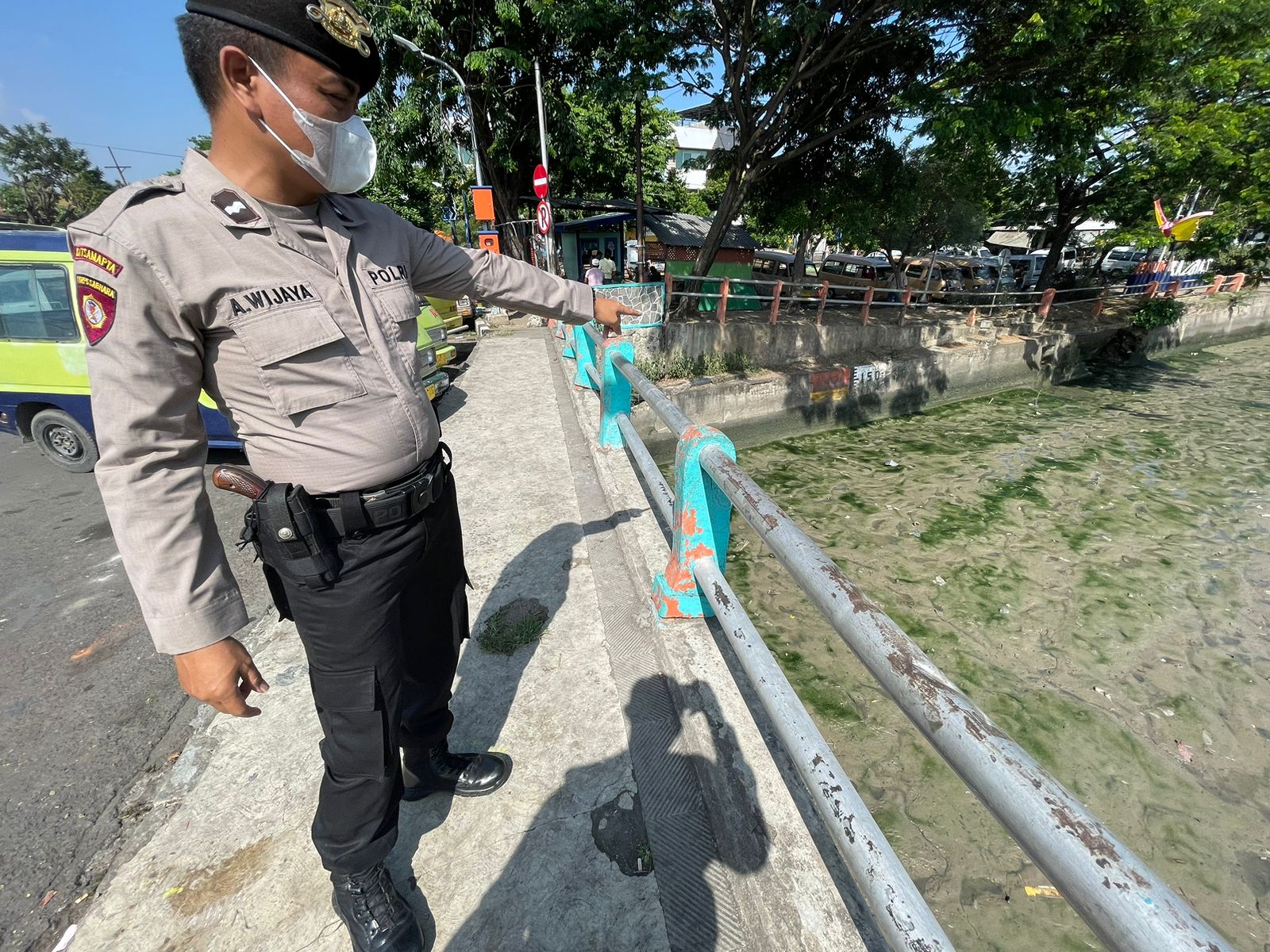Polsek Pabean Cantikan Laksanakan Pemantauan Debit Air Sementara, Terpantau Dalam Kondisi Normal