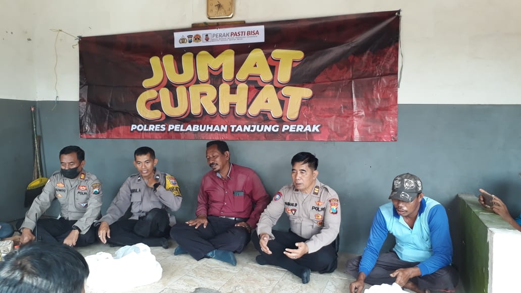 Polsek Asemrowo Laksanakan Kegiatan Jumat Curhat Bersama Masyarakat Tanjungsari