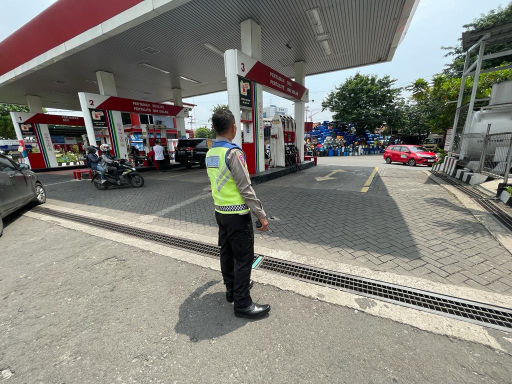 Polsek Pabean Cantikan Cek Situasi Keamanan SPBU, Terpantau Aman Terkendali