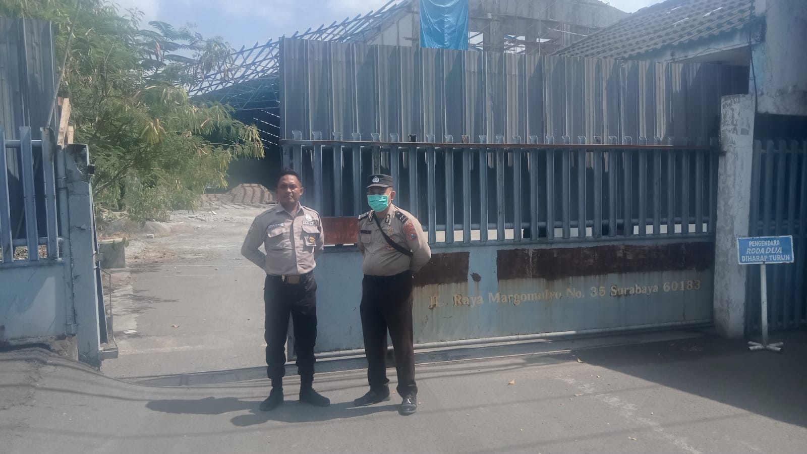 Polsek Asemrowo Laksanakan Patroli Pengamanan di PLN Antisipasi Adanya Tindak Kerawanan