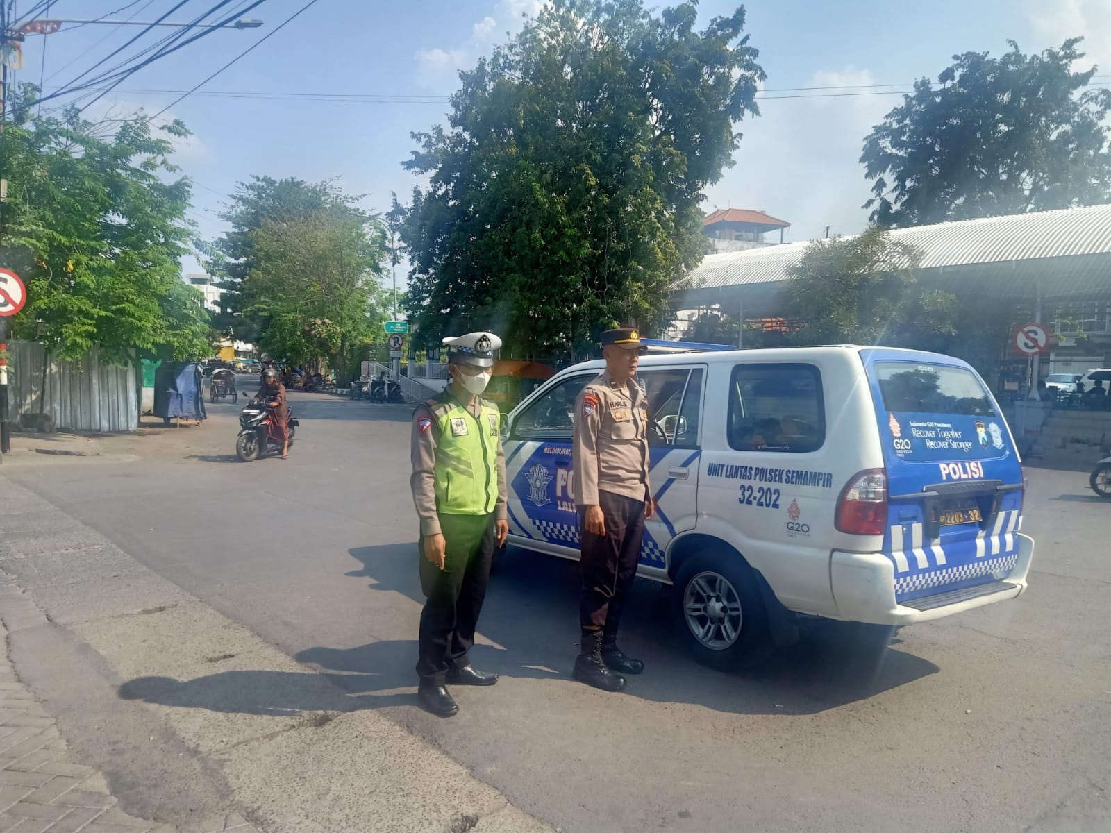 Polsek Semampir Laksanakan Patroli Harkamtibmas di Terminal Ampel Antisipasi Kerawanan