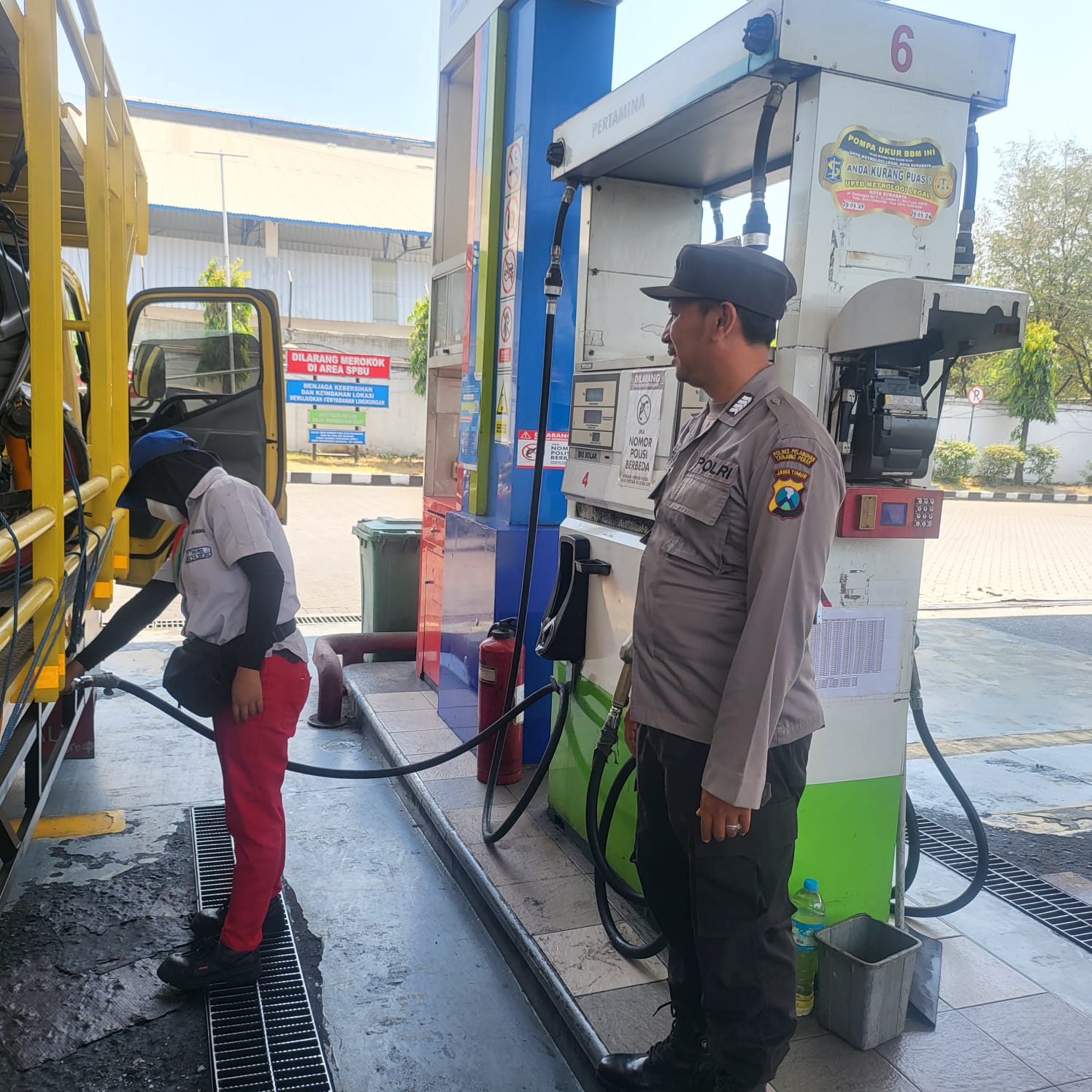 Polsek Asemrowo Cek Situasi dan Kondisi SPBU Margomulyo, Waspada Adanya Kerawanan