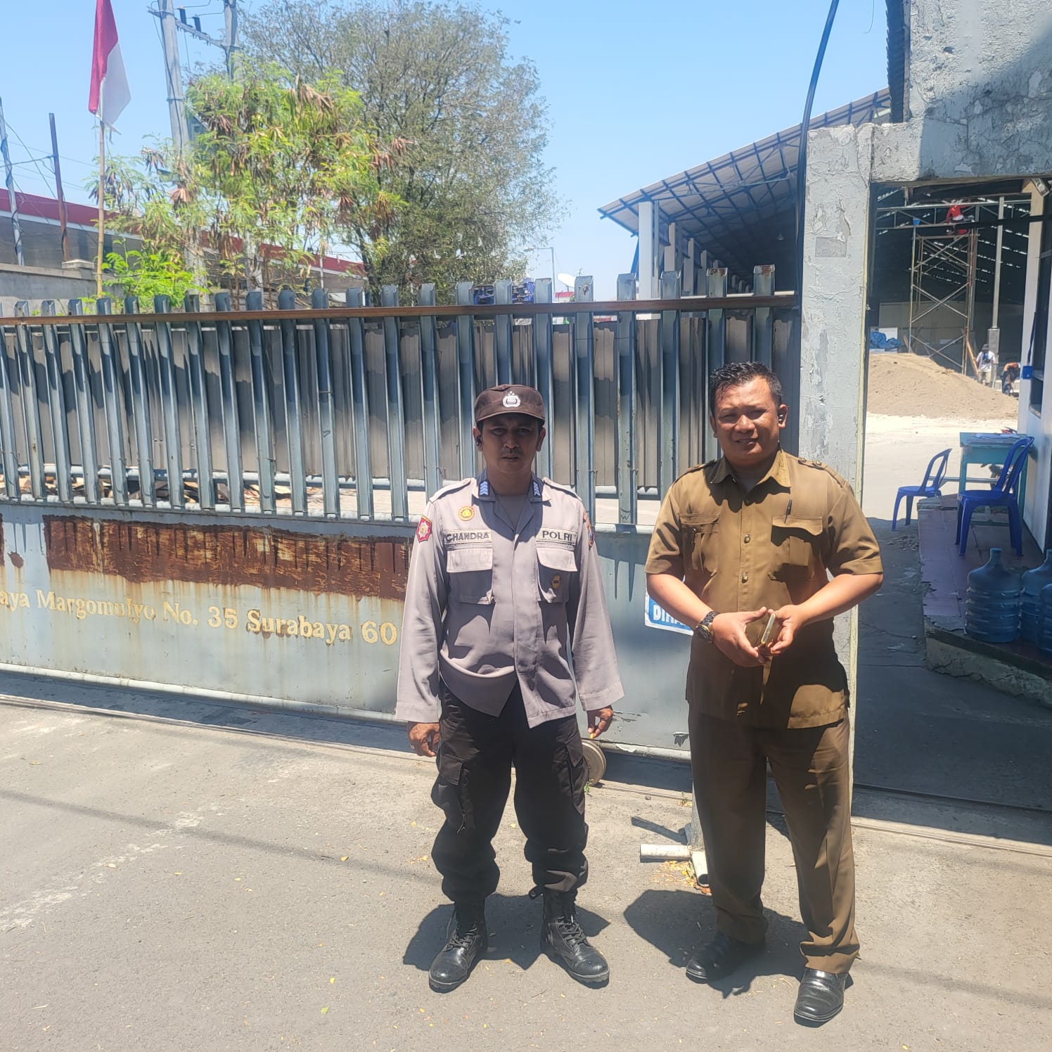 Polsek Asemrowo Melaksanakan Patroli Keamanan di Injaplas, Waspada Kerawanan