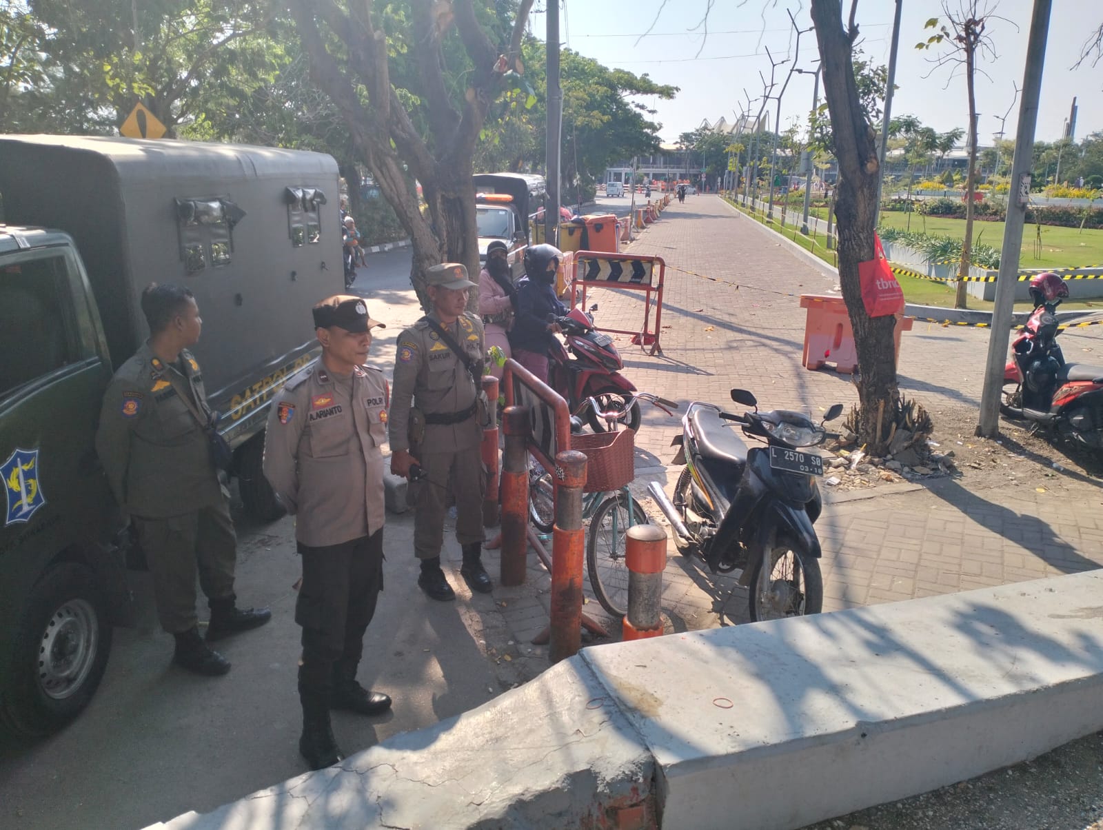 Polsek Kenjeran Laksanakan Patroli Keamanan Antisipasi 3C di Tempat Wisata
