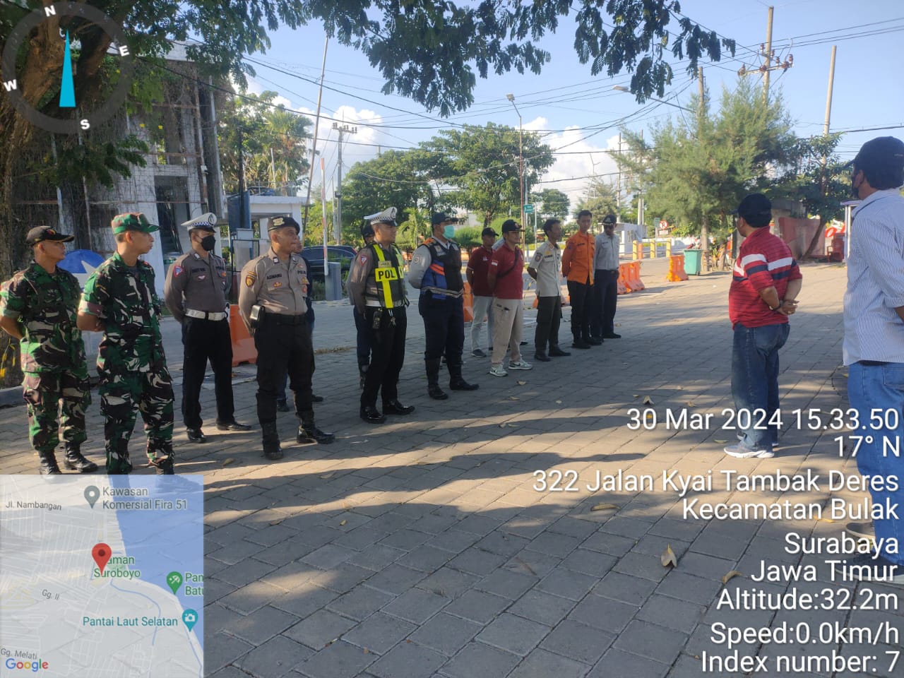 Polsek Kenjeran Gelar Apel Gabungan Jaga Ketertiban di Taman Suroboyo