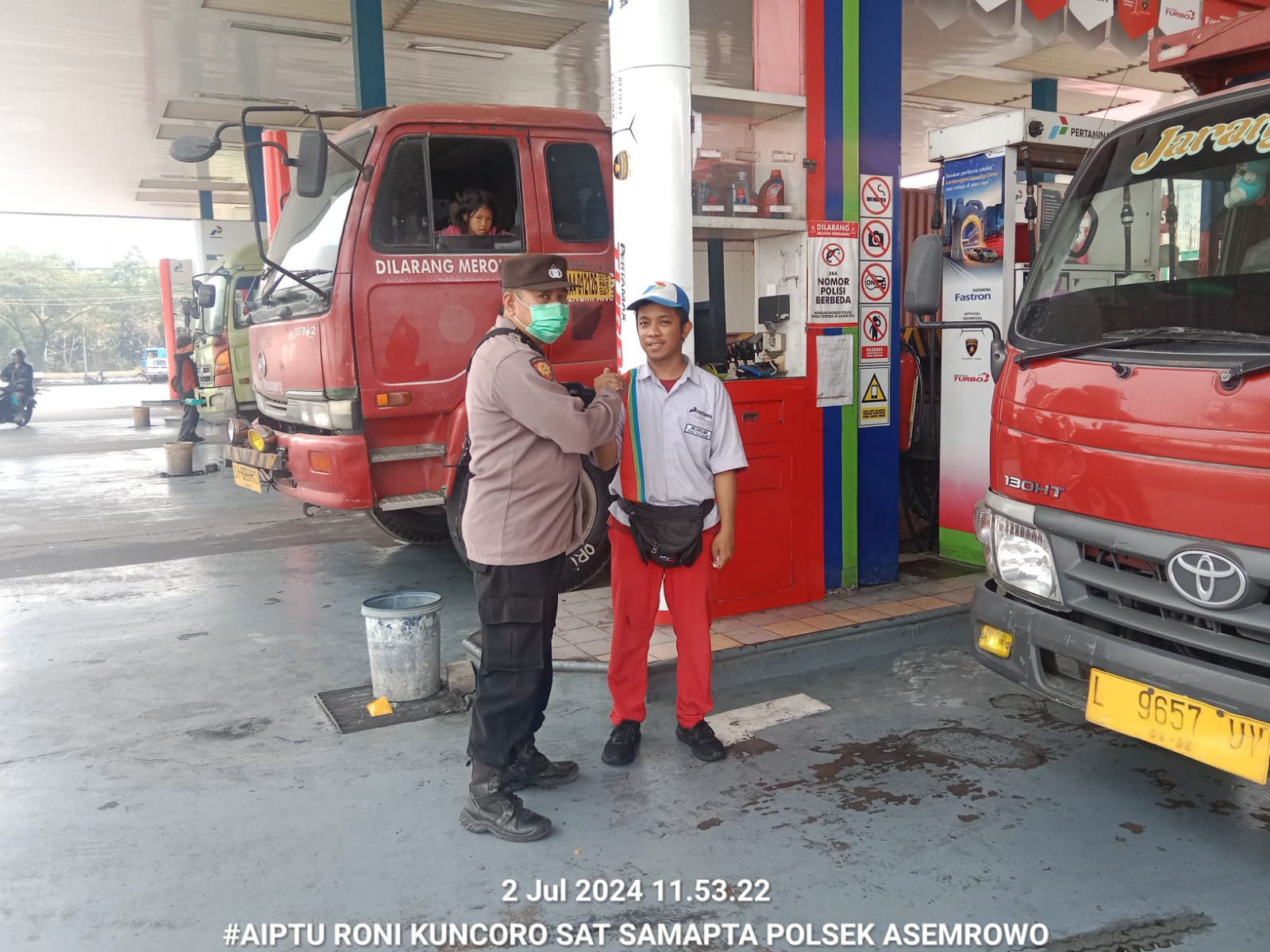 Polsek Asemrowo Laksanakan Patroli Keamanan di SPBU Margomulyo